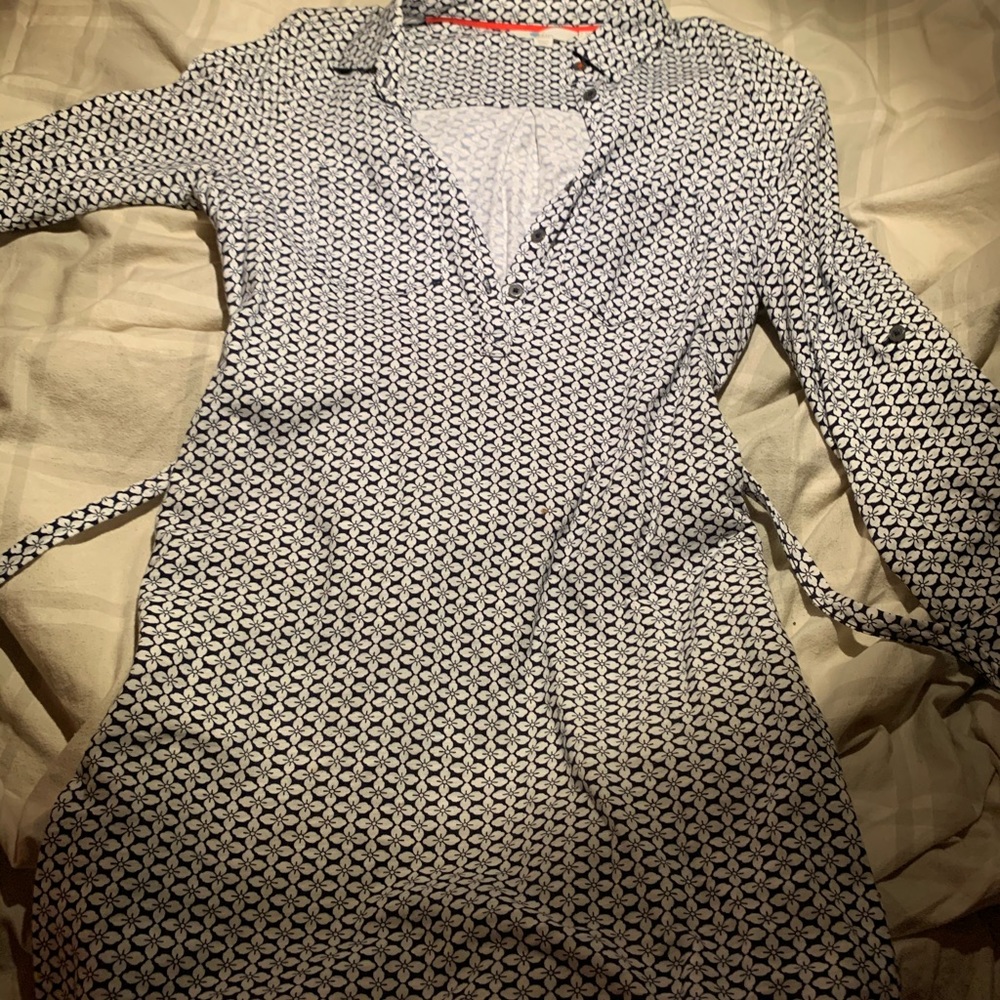 Boden Long sleeve collared Tie Dress